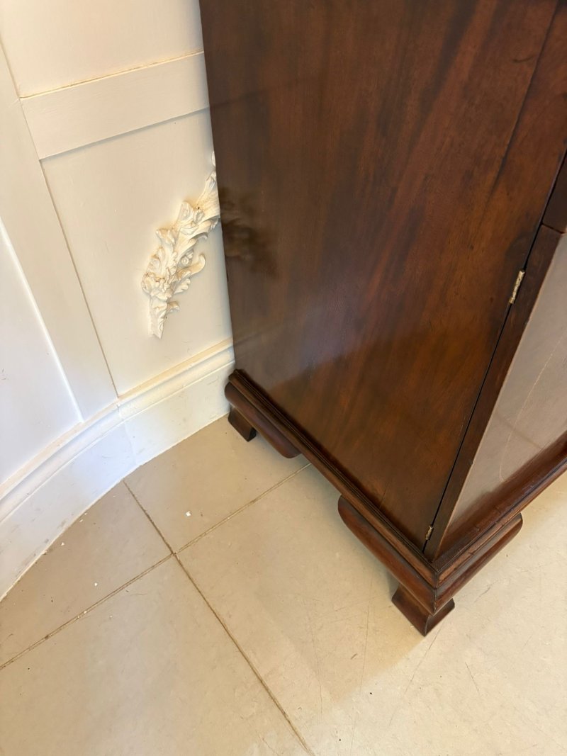 Outstanding Quality Antique Victorian Mahogany Inlaid Bookcase - Image 9